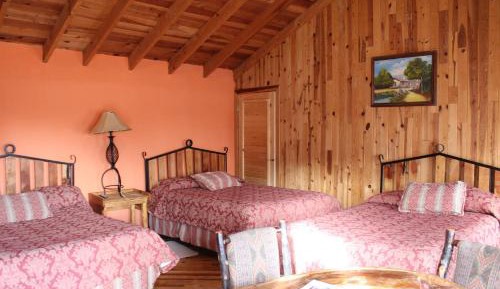 Family Room (6 Adults)