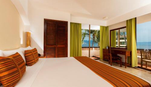 Double Room with Balcony and Sea View