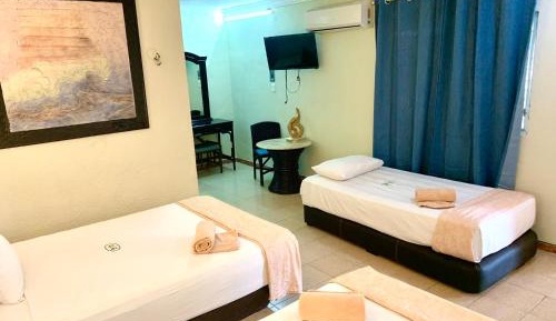 Economy Triple Room