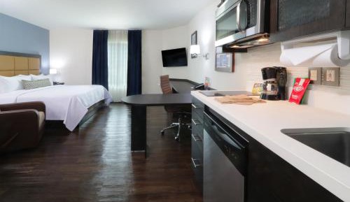 King Studio Suite