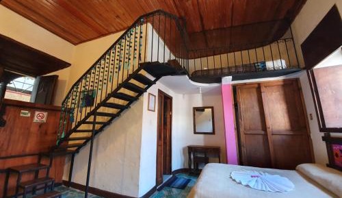 Quadruple Room with Private Bathroom