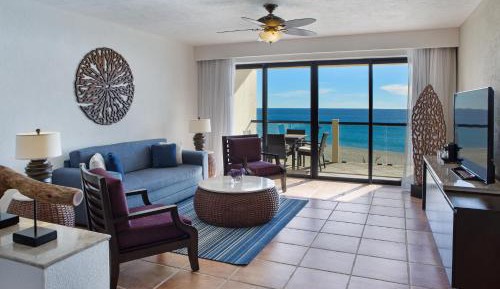 Club Two-Bedroom Grand Master Suite with Ocean Front