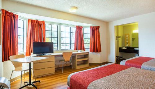 Queen Room with Two Queen Beds