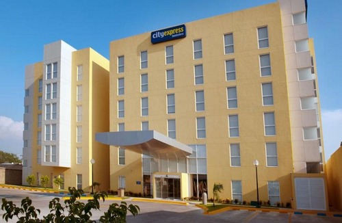 Irapuato Hotel | City Express Irapuato
