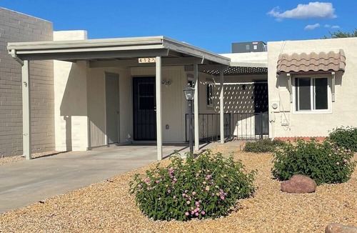 Green Valley Condo | 2 Bedroom 1 bathrooms Freshly Painted In and Out. Looking for a Full Time Renter
