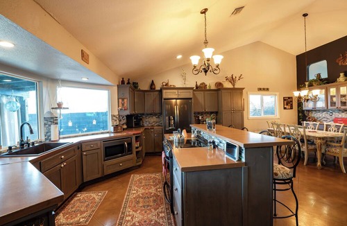 Tucson House | Casa Mischne, Love & Light