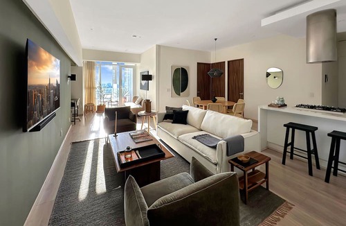 San Miguel Chapultepec Condo | Charming Condesa Gem: Cozy, Views & Luxe Amenities