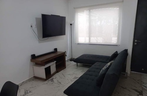 Playa del Carmen House | Casa moderna en Playa del Carmen Cerca Xcaret, con capacidad hasta 6 personas