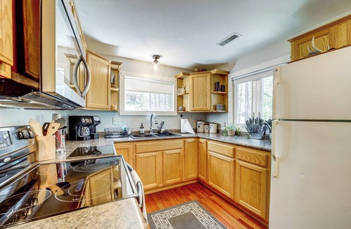 Ponderosa Park Cabin | Deck, Trails & Forest Views! Ponderosa Park Cabin