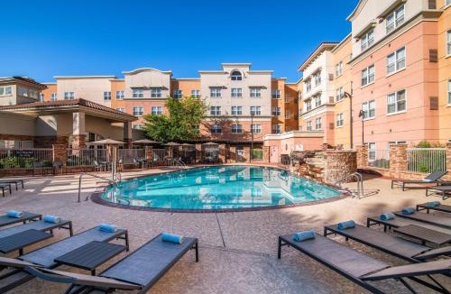 Glendale Sports and Entertainment District Hotel | SpringHill Suites Phoenix Glendale Sports & Entertainment District