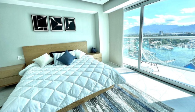 Estudio Torre Nautico Moderno con Vista a Marina Vallarta